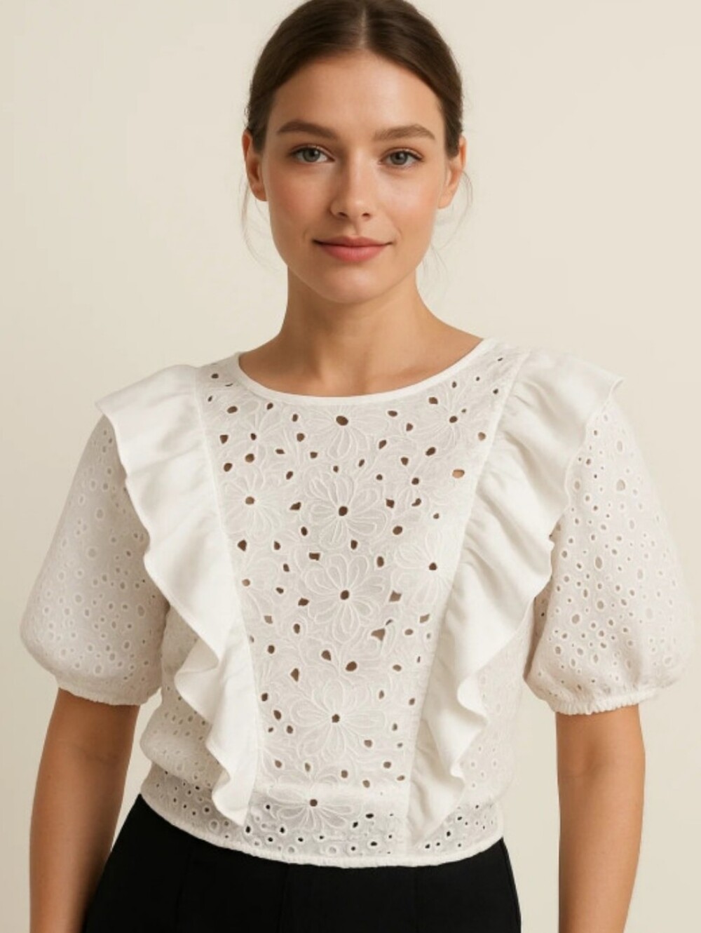 Pinko NWT White Short Sleeve Bohemian Ruffle Embroidered Floral Blouse - Size 6